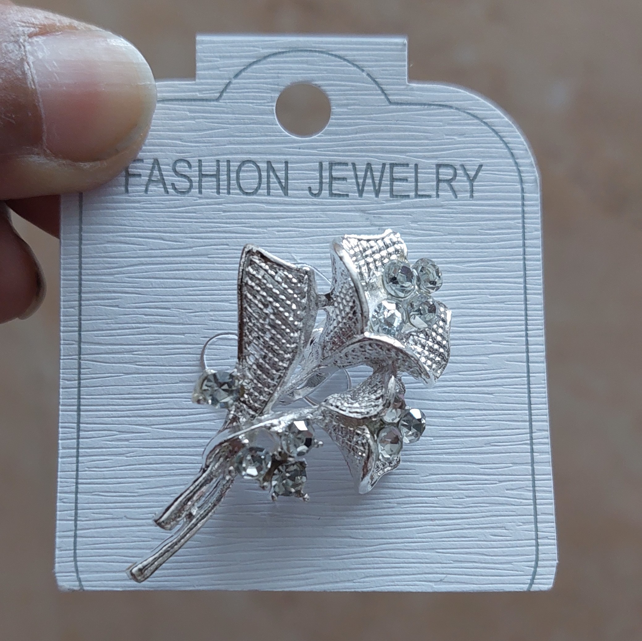 Flower stone brooch (Silver)